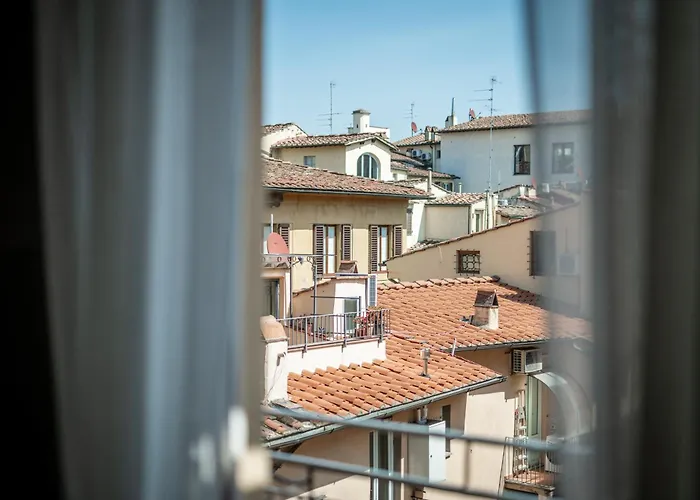 アパート The Tower Glimpse *